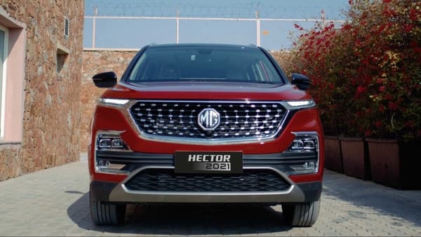 MG Hector 2021, with CVT automatic gearbox, launched at  <span class='webrupee'>₹</span>16.51 lakh