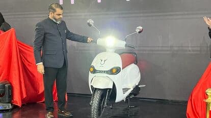 Joy Mihos electric scooter was unveiled at Auto Expo 2023