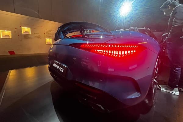 Mercedes-Benz AMG SL 55 Roadster Taillight