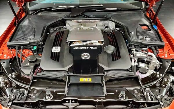 Mercedes-Benz AMG GT 63 S E Performance Engine