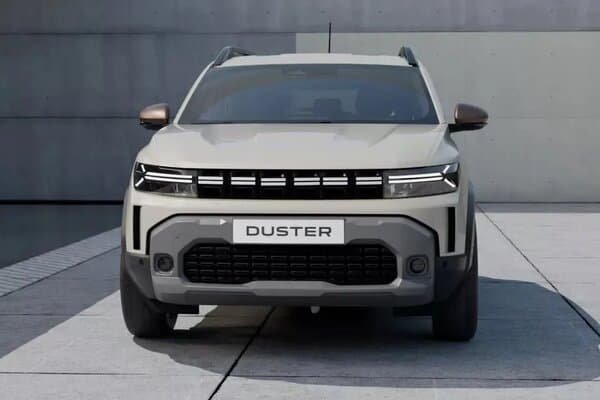 Renault Duster 2025 Front View