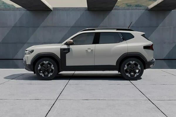 Renault Duster 2025 Left Side View