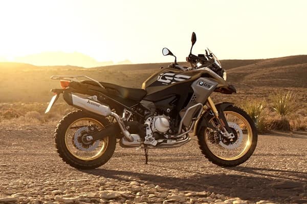 BMW F 850 GS Adventure Right Side View