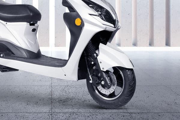 Joy e-bike Gen Next Nanu Plus Front Suspension And Tyre View