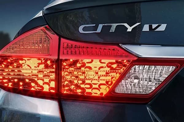 Honda city-4th-generation Taillight