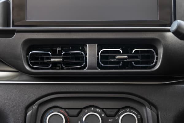 Front Air Vents