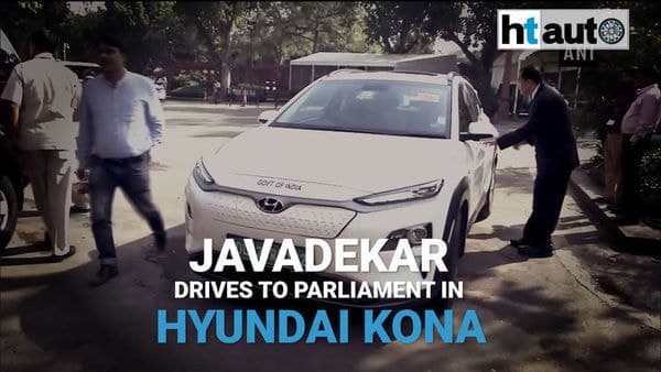 Environment Minister Prakash Javadekar drives to Parliment in Hyundai Kona, makes statement in favour of electric vehicles