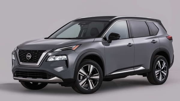 Nissan recently launched the new Rogue SUV major changes in design and technology.