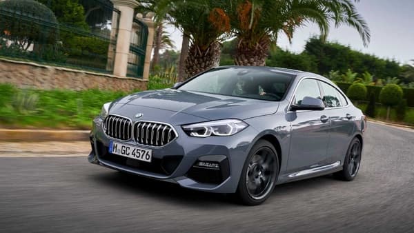 BMW 220i M Sport launched in India at an introductory price of  <span class='webrupee'>₹</span>41 lakh.