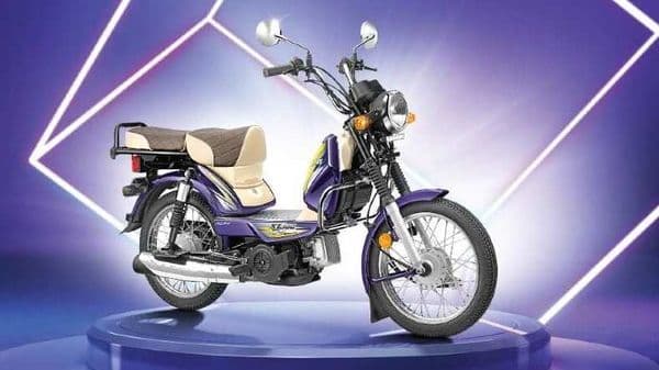 TVS XL100 Winner Edition sits at the top of the model's variant line-up.