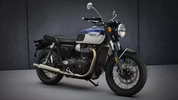 The 2021 Triumph Bonneville T100 has lost close to 4 kg of overall weight in comparison to the previous model. 