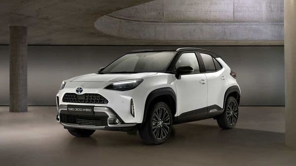 Toyota has unveiled the new Yaris Cross Adventure SUV.