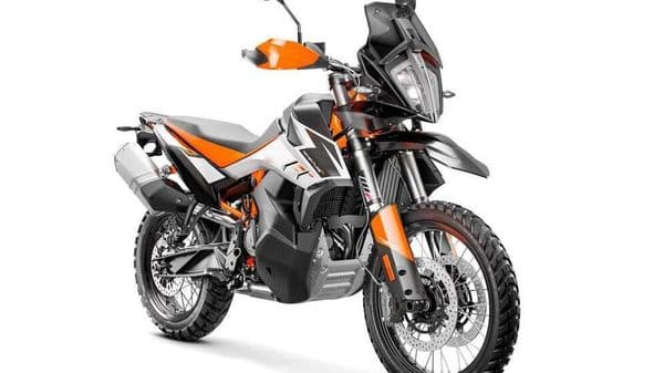 The new recall affects select units of the KTM 790 Adventure bike.