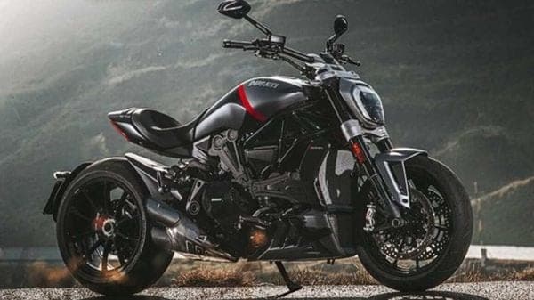 Internationally, the 2021 Ducati XDiavel is featured in two variants - Dark and Black Star.