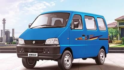 Maruti Eeco, India’s most affordable 7-seater car, gets heavy discounts.