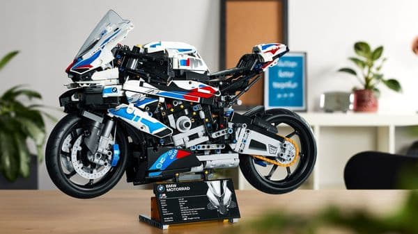 LEGO version of the BMW M 1000 RR.