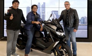 BMW Motorrad India kept the momentum going throughout the year with a strong product offensive. (In pic: L-R - Shivapada Ray, Siddharth Rai and Vikram Pawah)