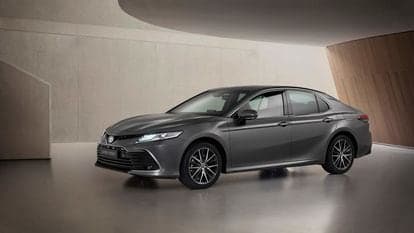 Toyota Camry Hybrid facelift premium sedan has already been launched in global markets. Toyota is now all set to drive in the model to Indian markets soon. The company has teased the upcoming sedan ahead of debut.