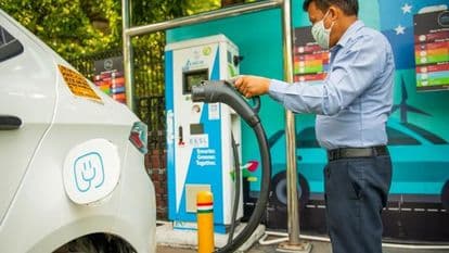 NDMC will focus on purchase of electric vehicles, setting up more than 100 EV charging points and tie up with renewable power providers in its upcoming civic body budget.