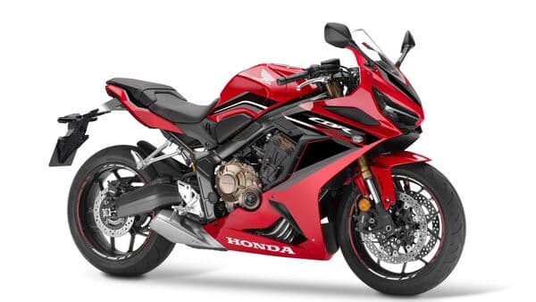 The new 2022 Honda CBR650R can be booked at the company's exclusive BigWing Topline showrooms.