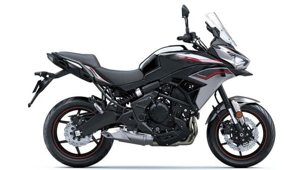The new MY22 Versys 650 is likely to cost around  <span class='webrupee'>₹</span>40,000 - 50,000 over the previous model.