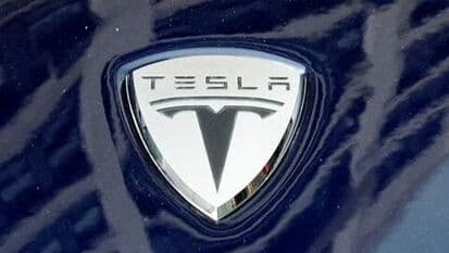 The change in Tesla’s executive ranks also follows a move to scale back part of the Autopilot group.