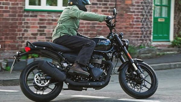 This upcoming Bajaj and Triumph motorcycle, which is likely to rival Royal Enfield bikes, was recently spotted testing in United Kingdom. (Photo courtesy: MCN)