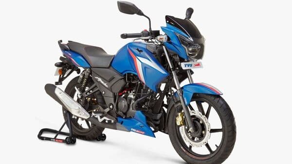 The Bangladesh-spec of TVS Apache RTR 160 2V looks very similar to the India-spec version.&nbsp;