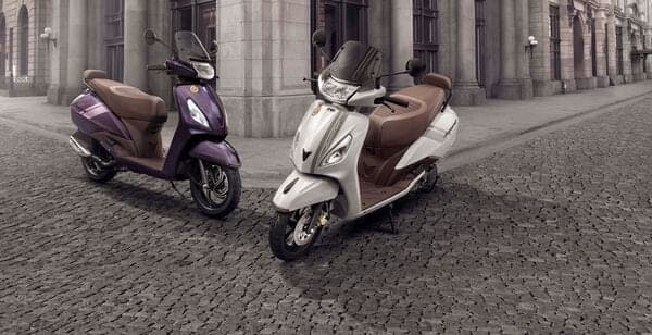 TVS Jupiter Classic is offered in two colour schemes.&nbsp;