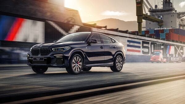 BMW X6 Jahre M Edition produces 340 hp and 450 Nm.