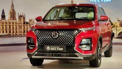 MG Motor is all set to drive in the facelift version of the Hector SUV this month. In its new avatar, the Hector 2023 will be loaded with more features and tech than the previous edition.