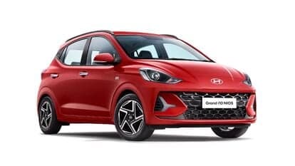 Bookings for the Hyundai Grand i10 Nios facelift is open for a token amount of  <span class='webrupee'>₹</span>11,000