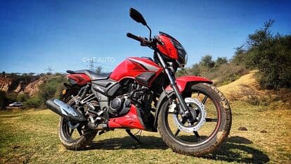 The TVS Apache RTR 160 2V recently received comprehensive upgrades on the feature front
