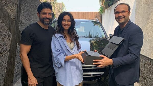 Actors Farhan Akhtar and Shibani Dandekar took delivery of a new Mercedes Benz GLE at their home