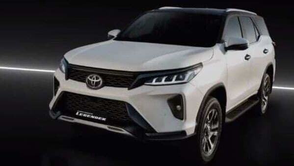 Toyota Motor is expected to launch the facelift version of its flagship SUV Fortuner soon in India.