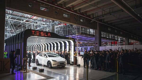 Tesla's Giga Berlin facility has reached the milestone of 5,000 EV production weekly within one year of first delivery. (Image: Twitter/Tesla)