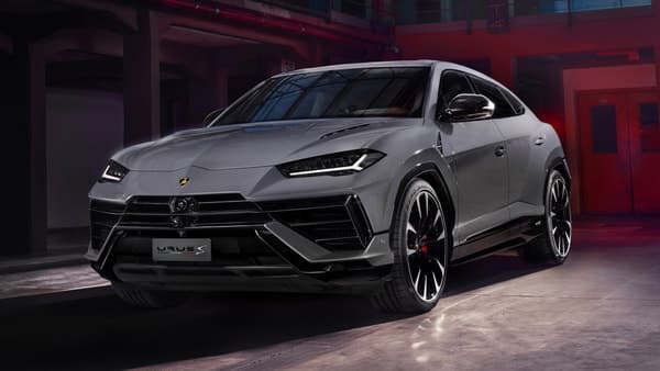Under the hood, the Lamborghini Urus S will get a 4.0-litre V8 twin-turbo engine. The SUV comes with a top speed of 305 kmph and can sprint from zero to 100 kmph in just 3.5 seconds.