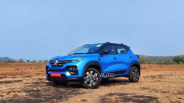Renault Kiger RXT (O) MT now comes with features like LED headlamps, alloy wheels, an eight-inch touchscreen etc.