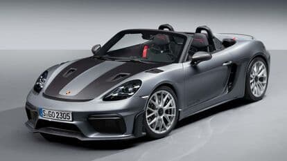 Porsche 718 Spyder RS is capable of running at a top speed of 308 kmph.