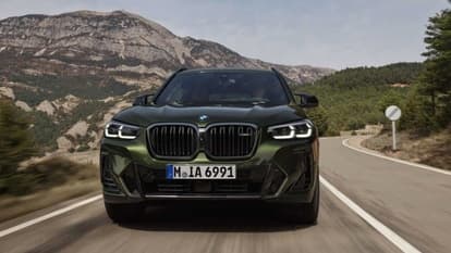 BMW X3 M40i xDrive is powered by a 3.0-litre inline six cylinder turbocharged engine generating 360 hp of power and 500 Nm of peak torque.