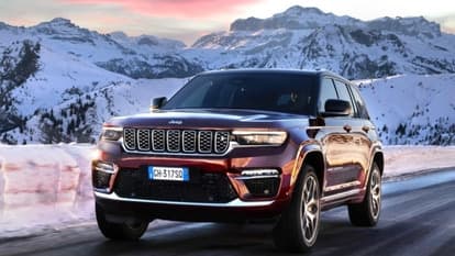 The 2021-2023 Jeep Grand Cherokee and Grand Cherokee L models covered by the recall come equipped with steering columns that may potentially disconnect, leading to a loss of steering control.