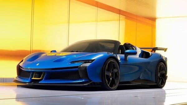 The SF90 XX Spider is the hardcore, track-focused version of the SF90 Spider but the car is also road-legal, 