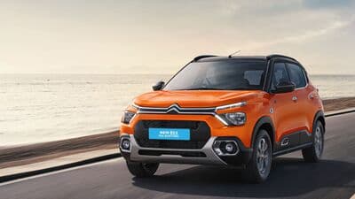 The Citroen E-C3 electric hatchback gets a new Shine variant in Indonesia with more features over and above the Feel variant with the Vibe pack