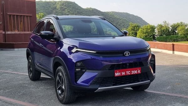 The 2023 Tata Nexon facelift is available in variants like Smart, Smart+, Smart+ (S), Pure, Pure (S), Creative, Creative+, Creative+ (S), Fearless, Fearless (S) and Fearless+ (S).