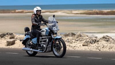 Royal Enfield Meteor 350 Aurora will be offered in three colours - Black, Green and Blue.