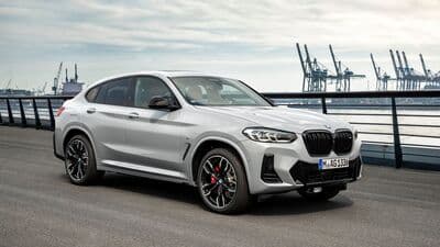 German auto giant BMW has launched the first ever X4 M40i SUV in India at a price of  <span class='webrupee'>₹</span>96.20 lakh (ex-showroom).