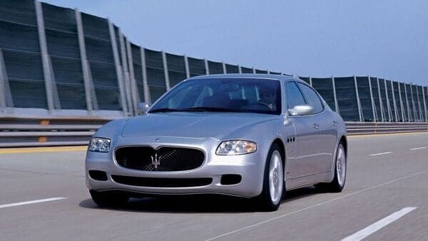 Over the years, the Maserati Quattroporte has been known as a living room on the move with extremely welcoming spaces.