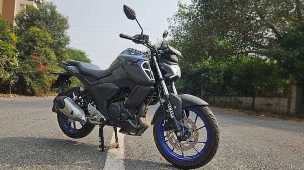 Review in pics: What's new with the Yamaha FZ-S FI Version 4.0