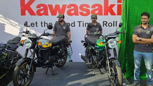 Kawasaki has launched W175 Street in India and deliveries of the motorcycle will begin from this month only.