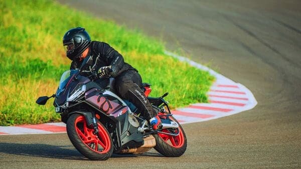The Aprilia RS 457 looks sharp and goes equally fast with a strong surge of torque kicking in all the time